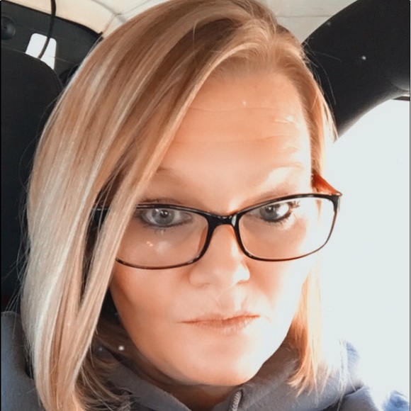 Meet your Posher, Rhianna - Picture 1 of 1